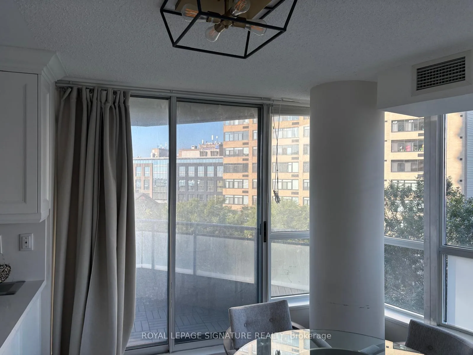 Photo 18 of Unit 630, 230 Queens Quay W, Toronto, Waterfront Communities — HOMEH