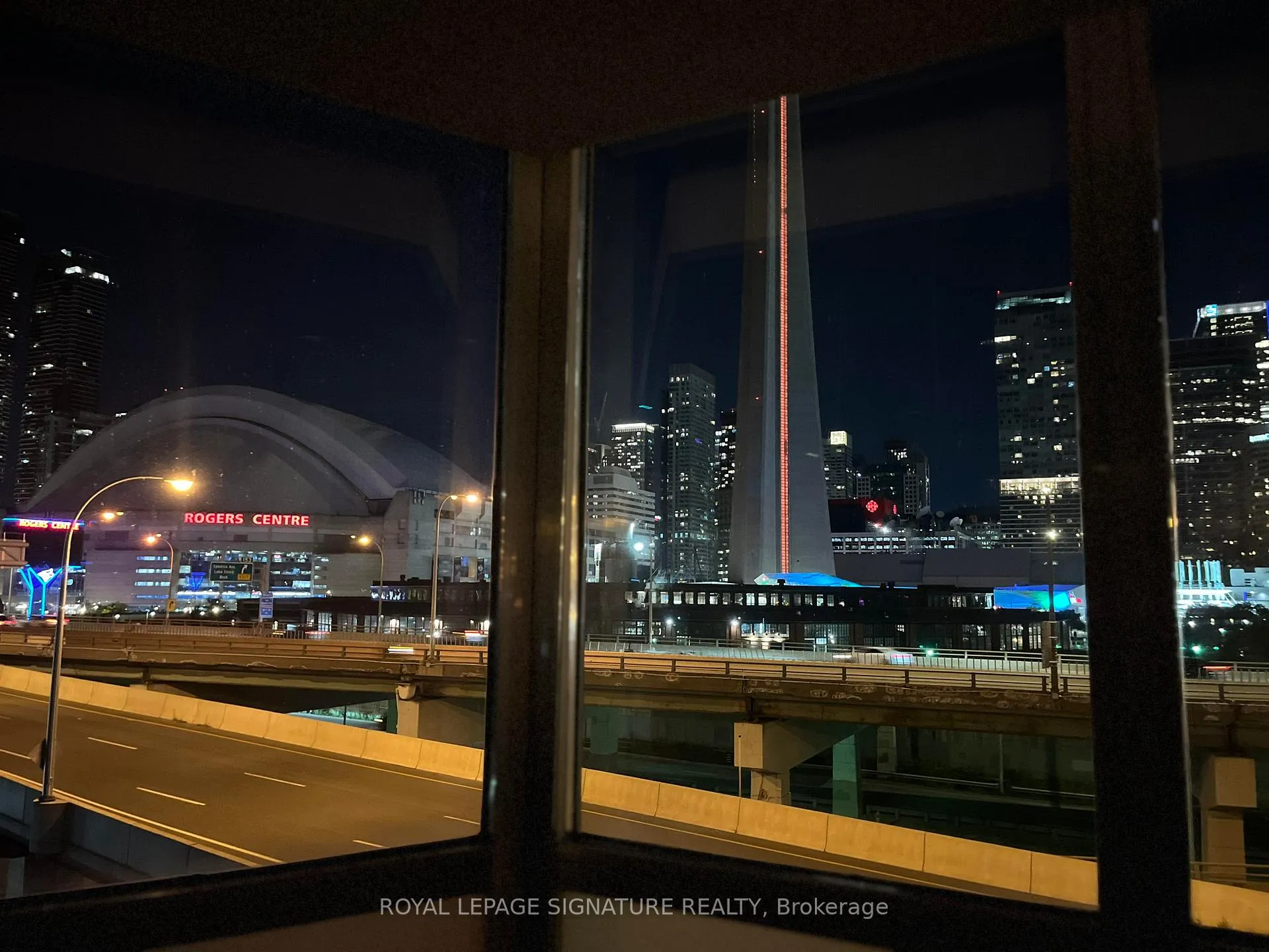 Photo 22 of Unit 630, 230 Queens Quay W, Toronto, Waterfront Communities — HOMEH