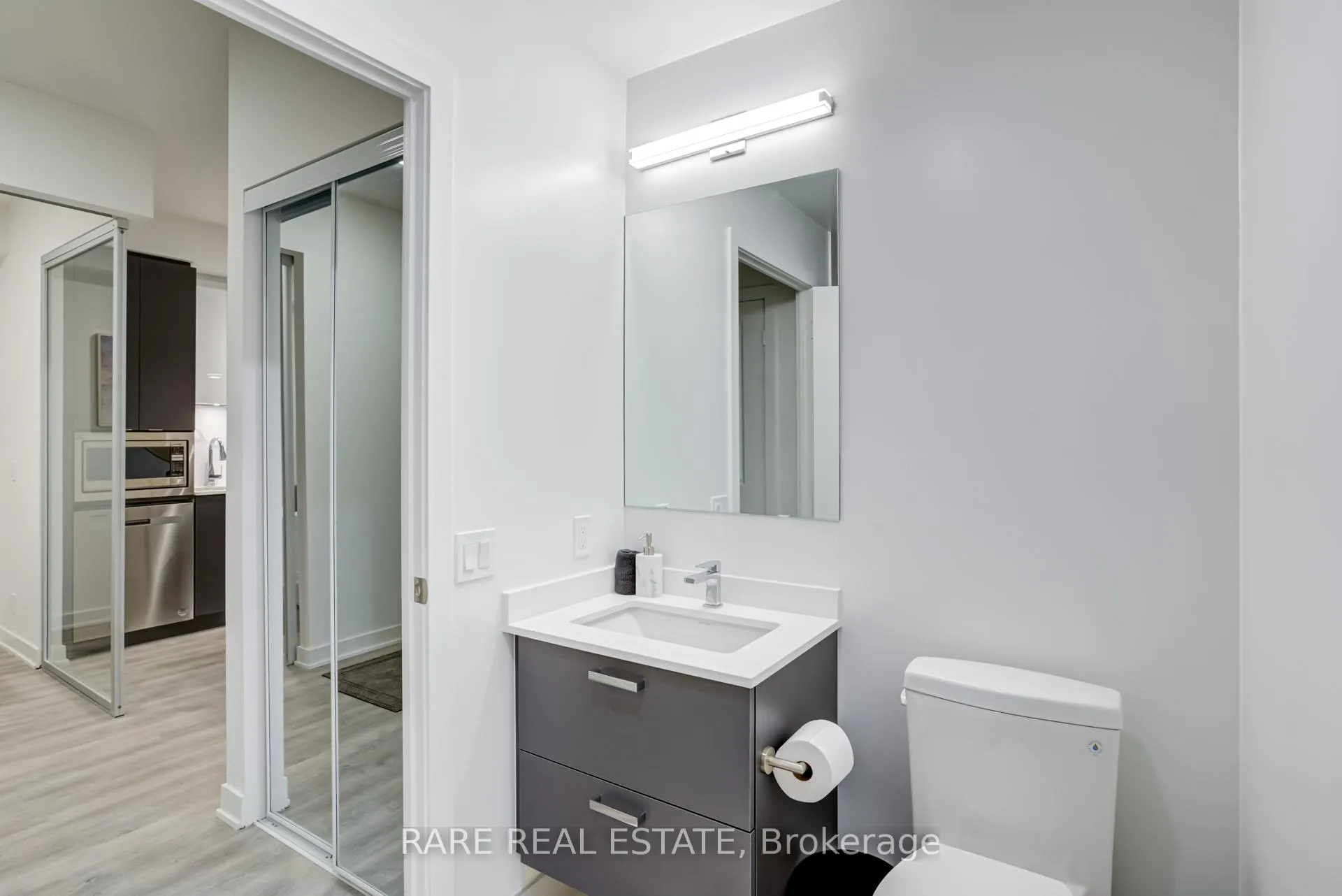 Photo 20 of Unit 1008, 30 Upper Mall Way, Vaughan, Brownridge — HOMEH