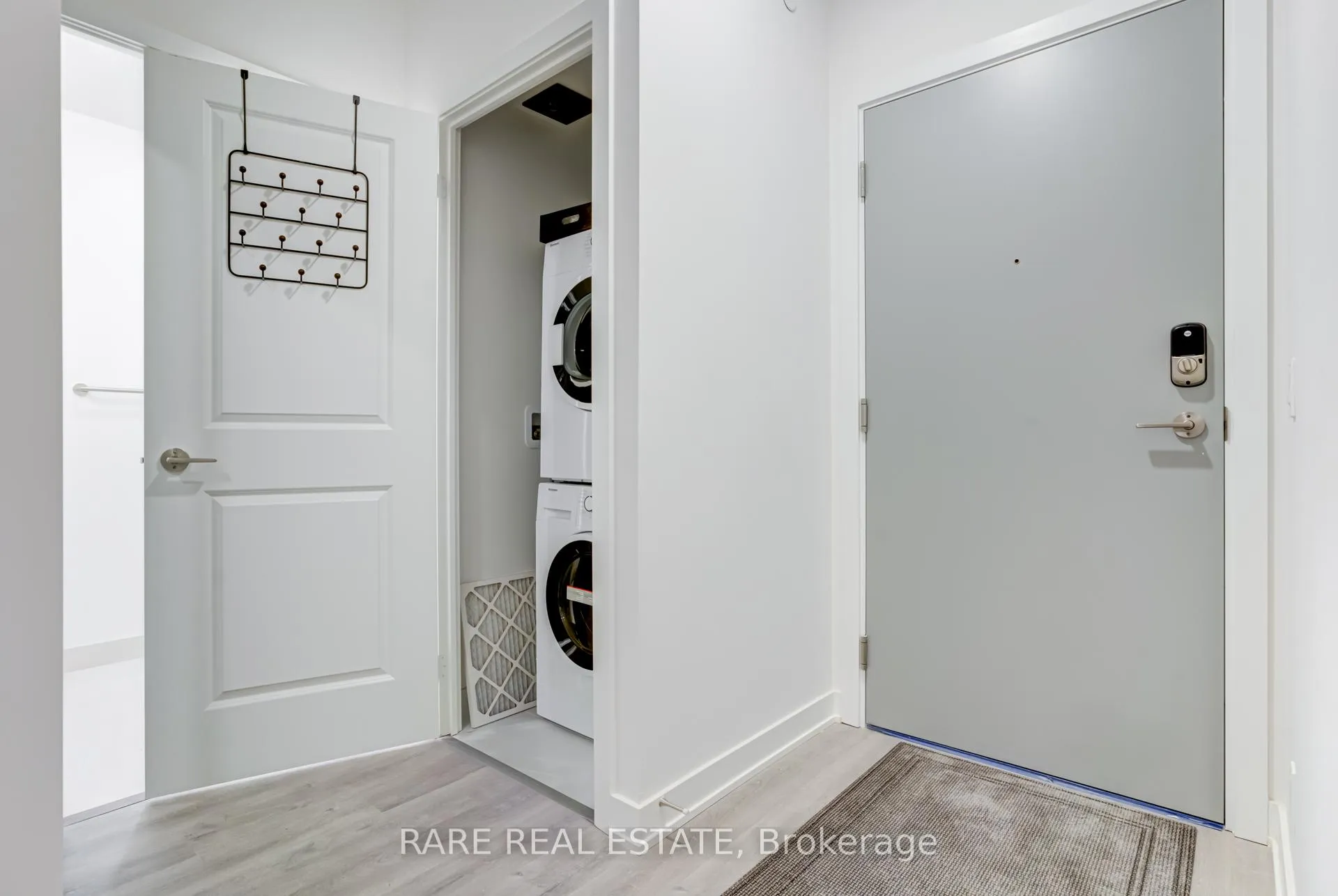 Photo 22 of Unit 1008, 30 Upper Mall Way, Vaughan, Brownridge — HOMEH