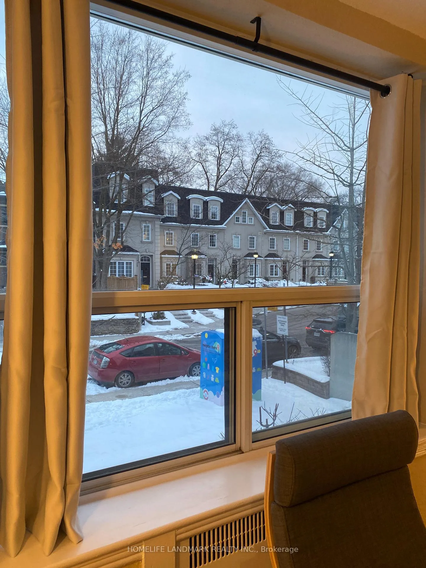 Photo 6 of Unit 108, 45 Lorindale Avenue, Toronto, Lawrence Park North — HOMEH