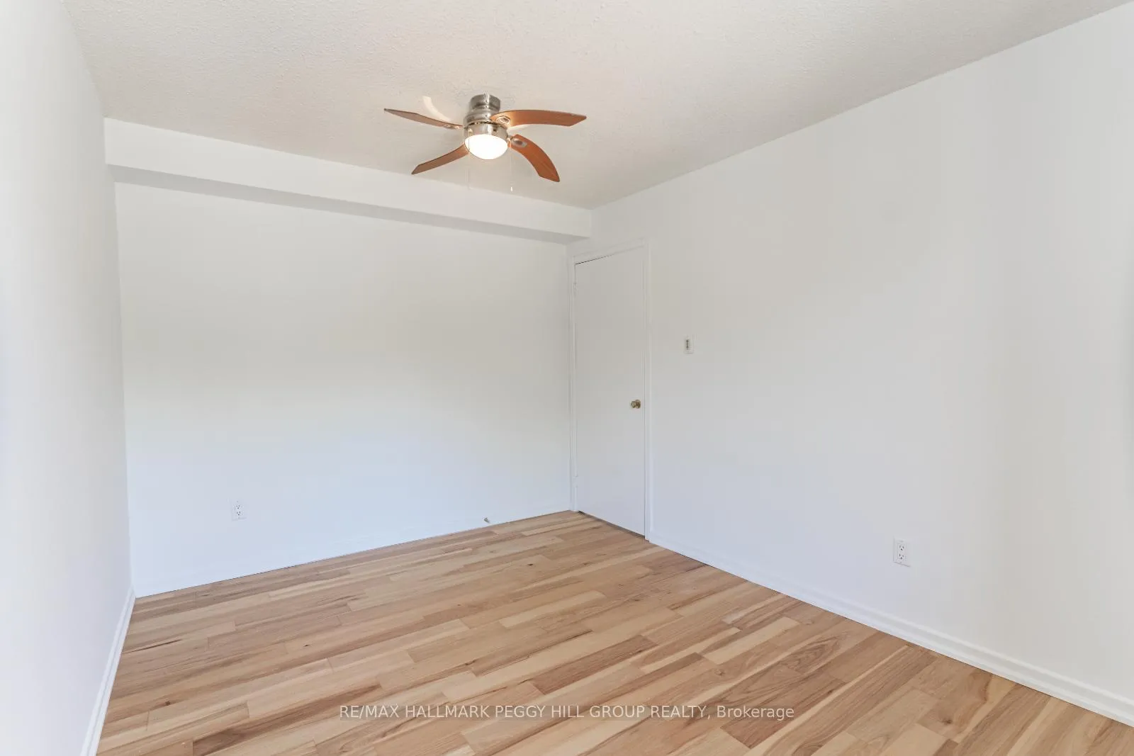 Photo 14 of Unit 701, 181 Collier Street, Barrie, North Shore — HOMEH