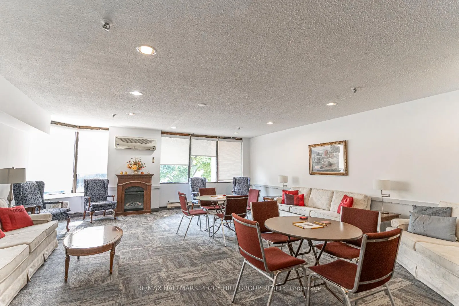 Photo 22 of Unit 701, 181 Collier Street, Barrie, North Shore — HOMEH