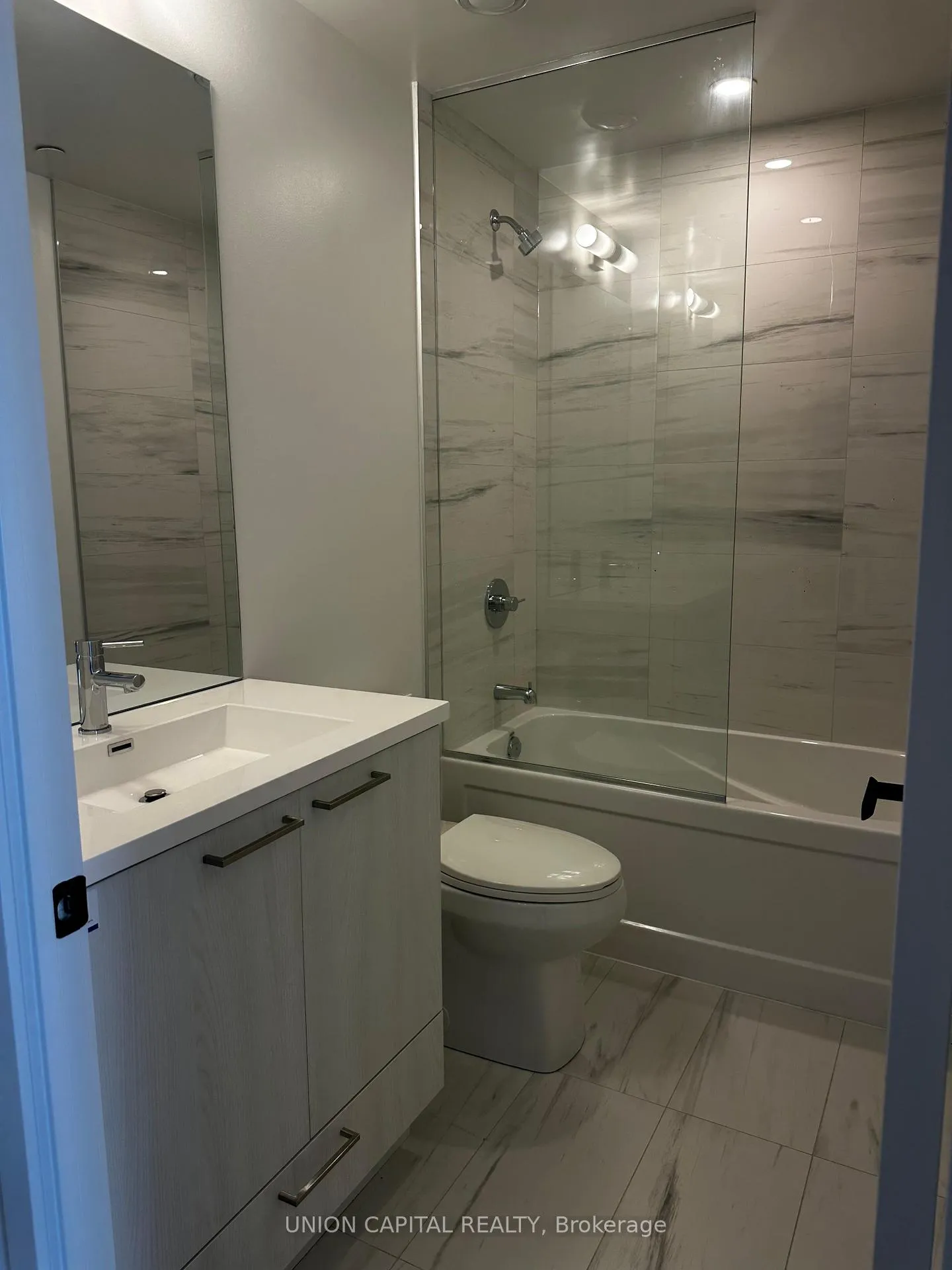 Photo 7 of Unit 5116, 195 Commerce Street, Vaughan, Vaughan Corporate Centre — HOMEH
