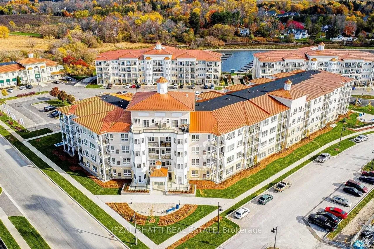 Photo 1 of Unit 310, 50 Lakebreeze Drive, Clarington, Newcastle — HOMEH