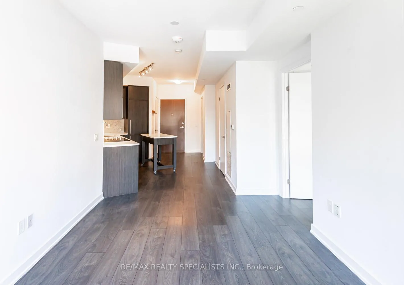 Photo 7 of Unit 540, 38 Iannuzzi Street, Toronto, Niagara — HOMEH