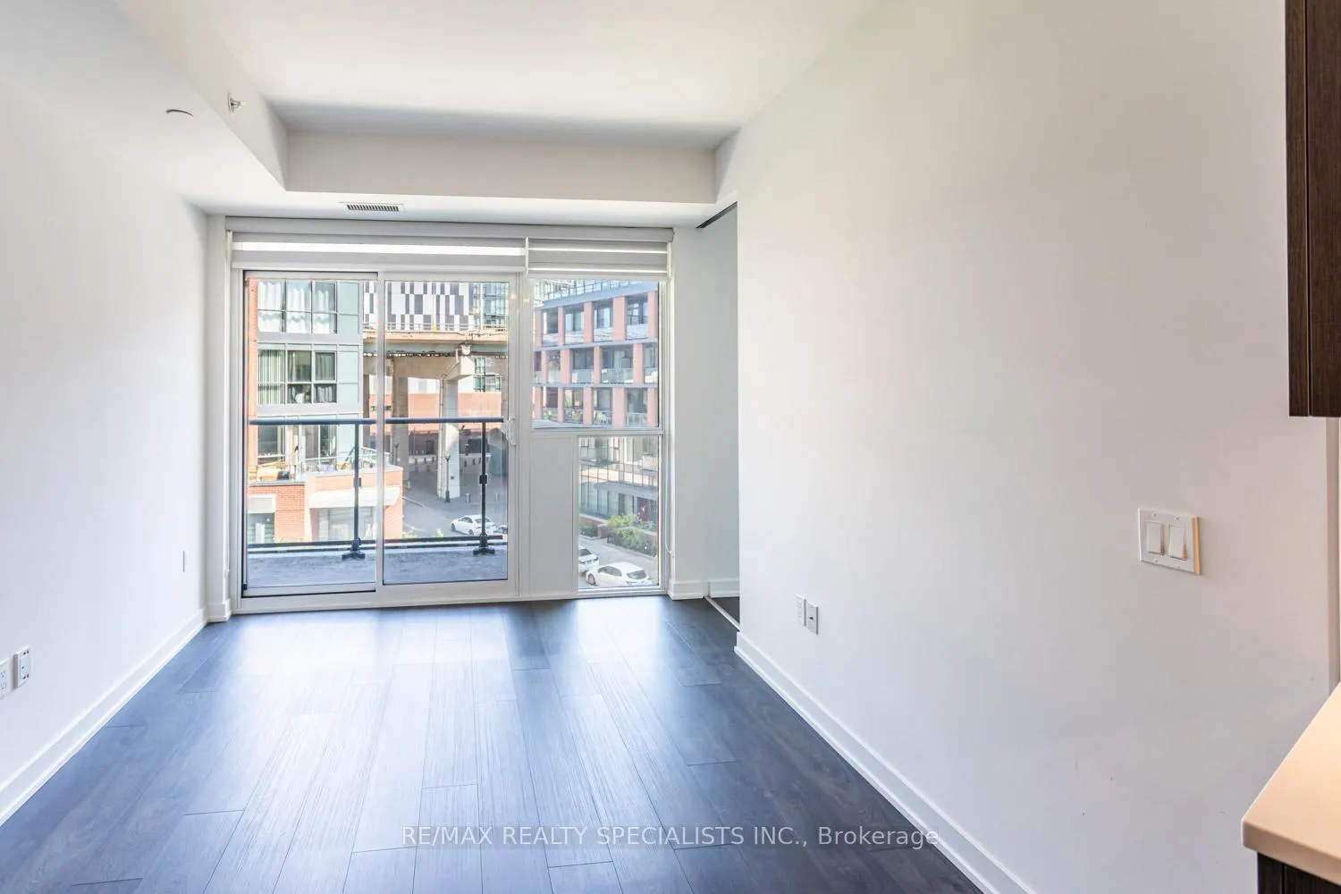Photo 9 of Unit 540, 38 Iannuzzi Street, Toronto, Niagara — HOMEH