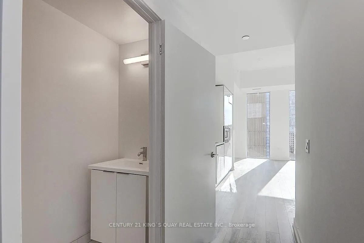 Photo 3 of Unit 1122, 121 St Patrick Street, Toronto, Kensington-Chinatown — HOMEH
