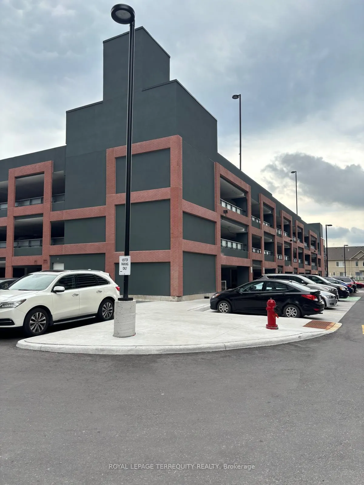 Photo 9 of Unit 1441, 2425 Simcoe Street N, Oshawa, Windfields — HOMEH