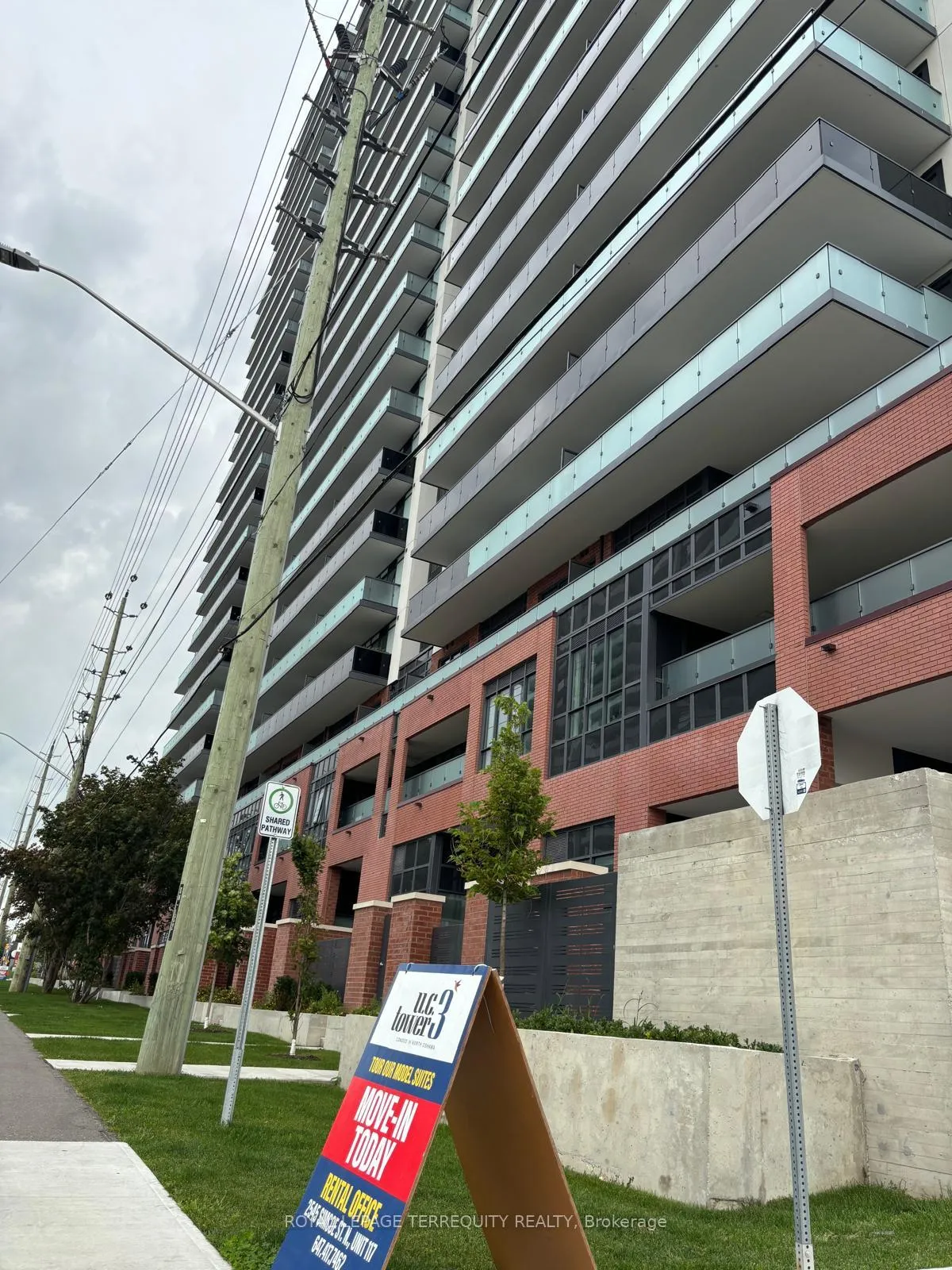 Photo 15 of Unit 1441, 2425 Simcoe Street N, Oshawa, Windfields — HOMEH