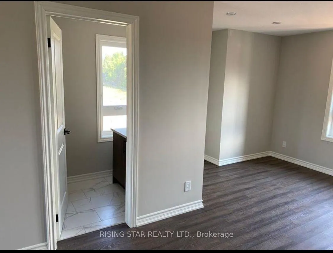 Photo 3 of Unit 13, 235 Chapel Hill Drive, Kitchener — HOMEH