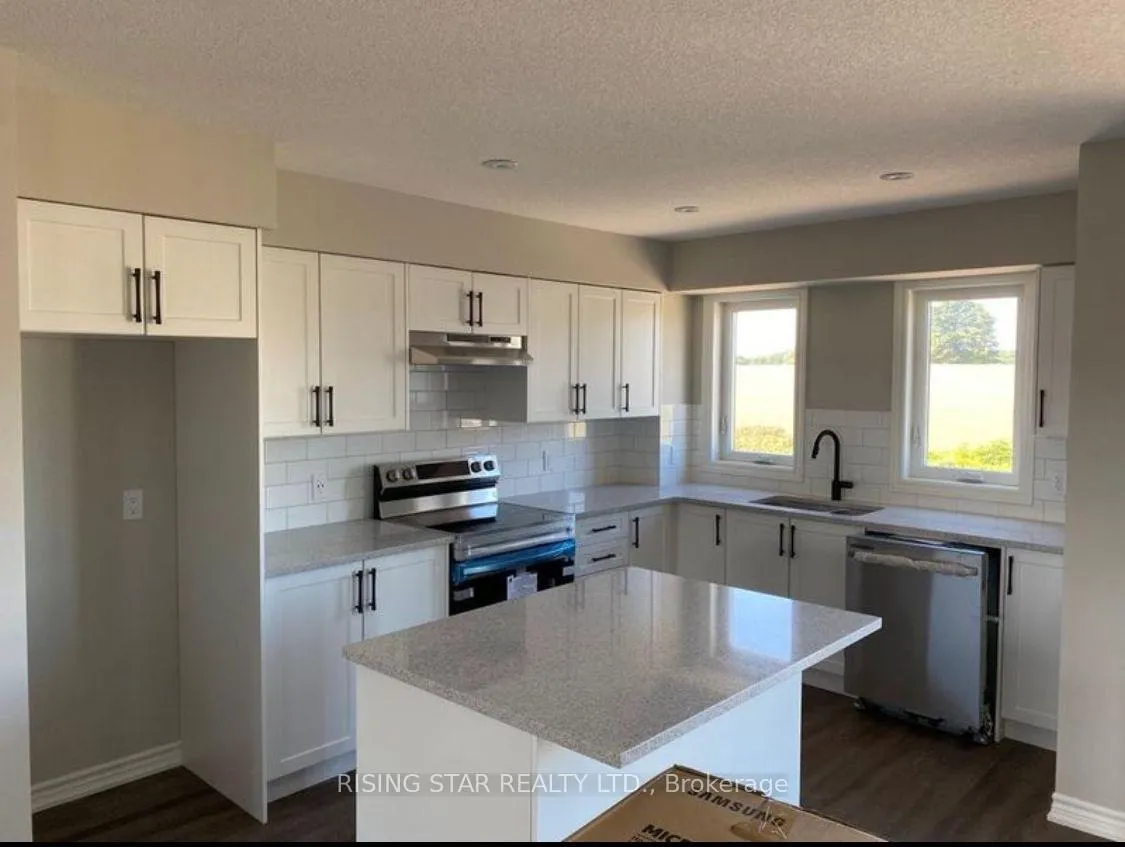 Photo 6 of Unit 13, 235 Chapel Hill Drive, Kitchener — HOMEH