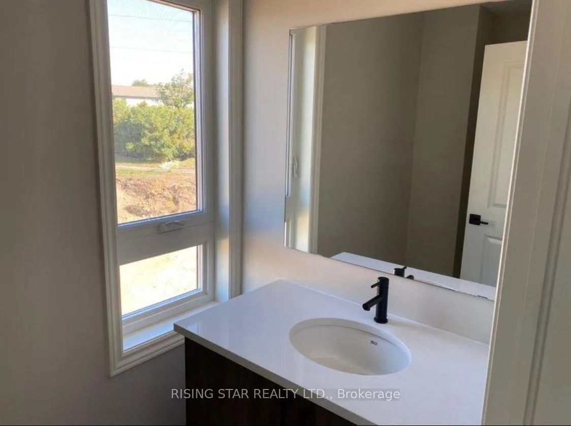Photo 8 of Unit 13, 235 Chapel Hill Drive, Kitchener — HOMEH