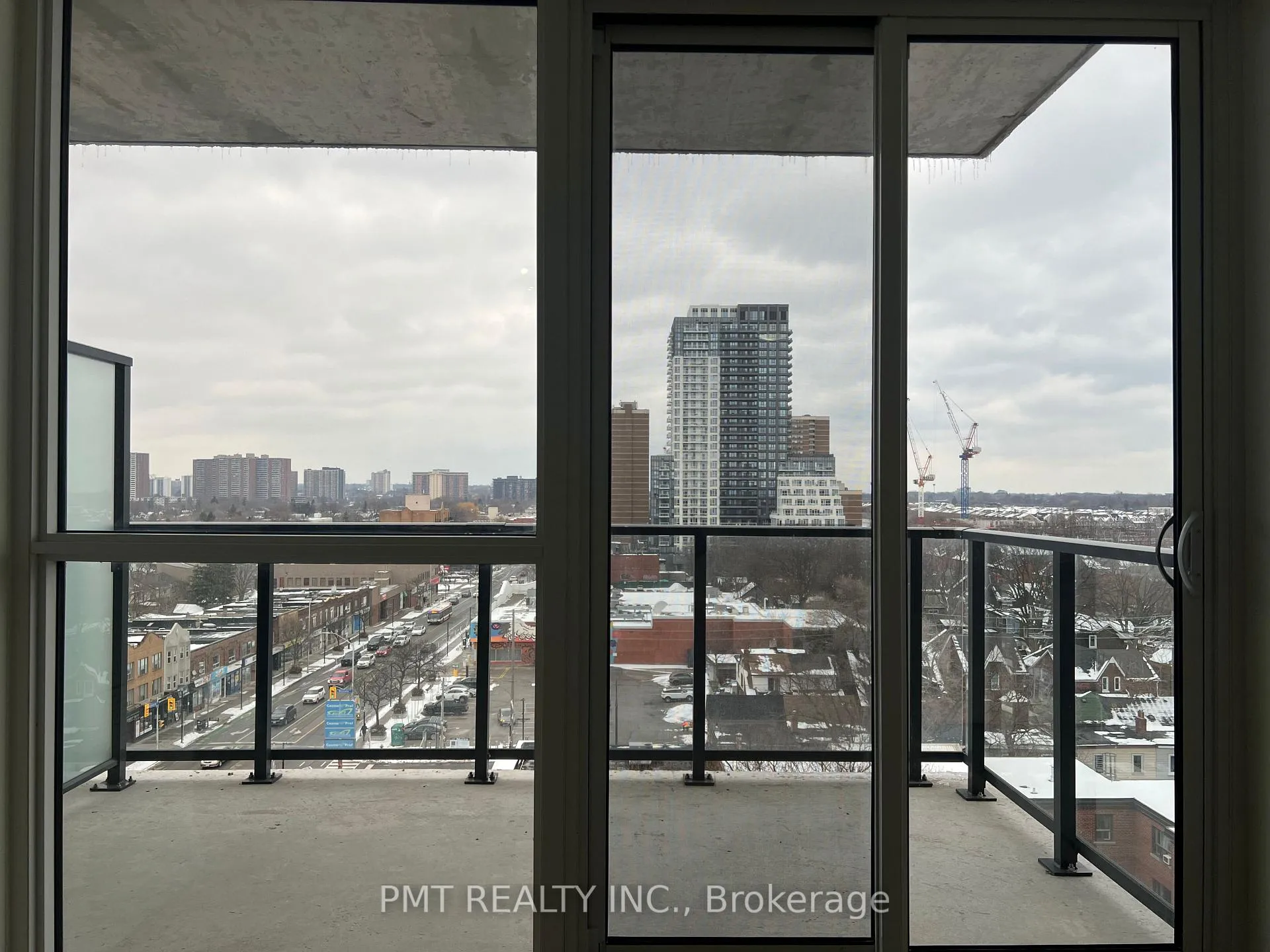Photo 7 of Unit 907, 2369 Danforth Avenue, Toronto, East End-Danforth — HOMEH