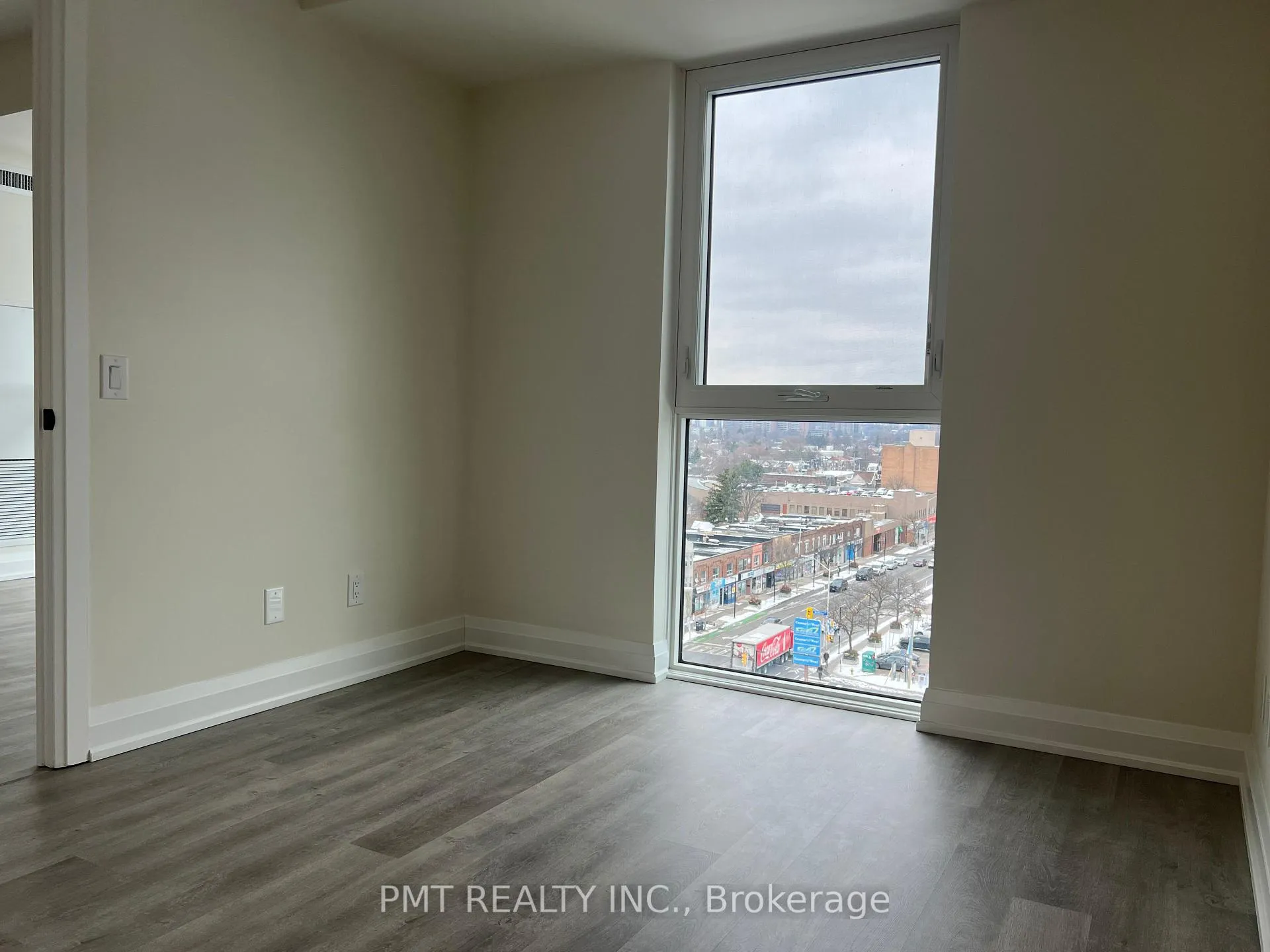 Photo 9 of Unit 907, 2369 Danforth Avenue, Toronto, East End-Danforth — HOMEH