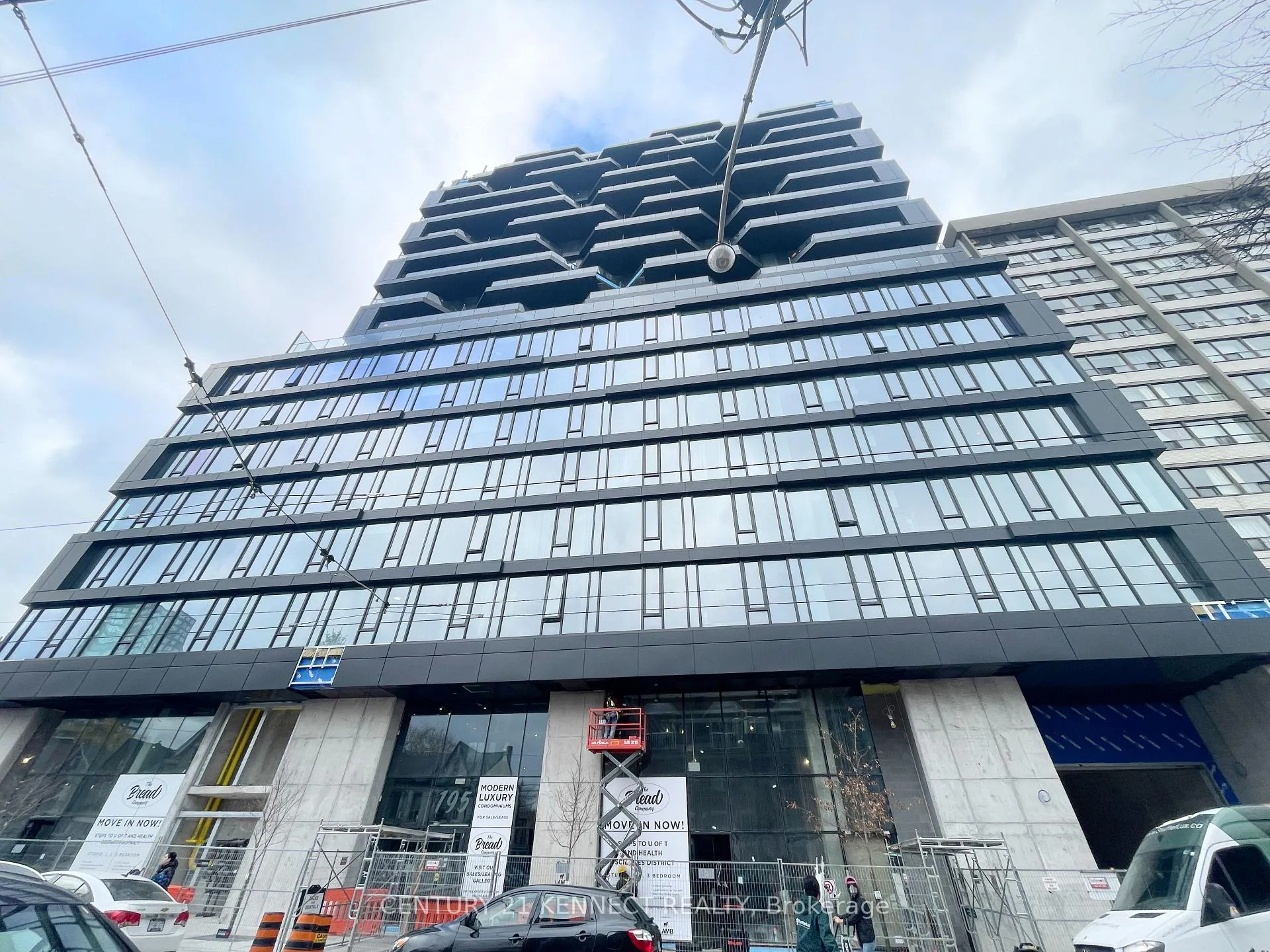 Front of Unit 1305, 195 McCaul Street