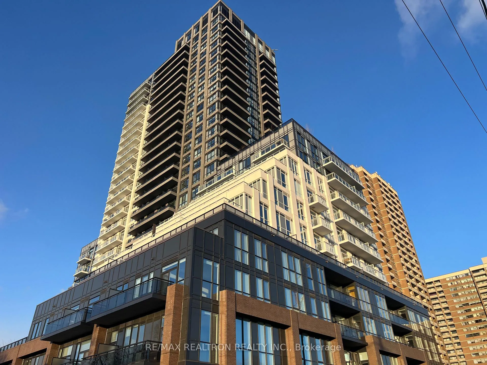 Photo 2 of Unit 817, 286 Main Street, Toronto, East End-Danforth — HOMEH