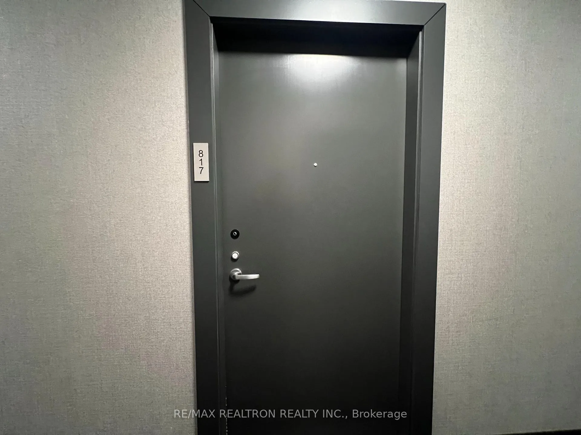 Photo 3 of Unit 817, 286 Main Street, Toronto, East End-Danforth — HOMEH