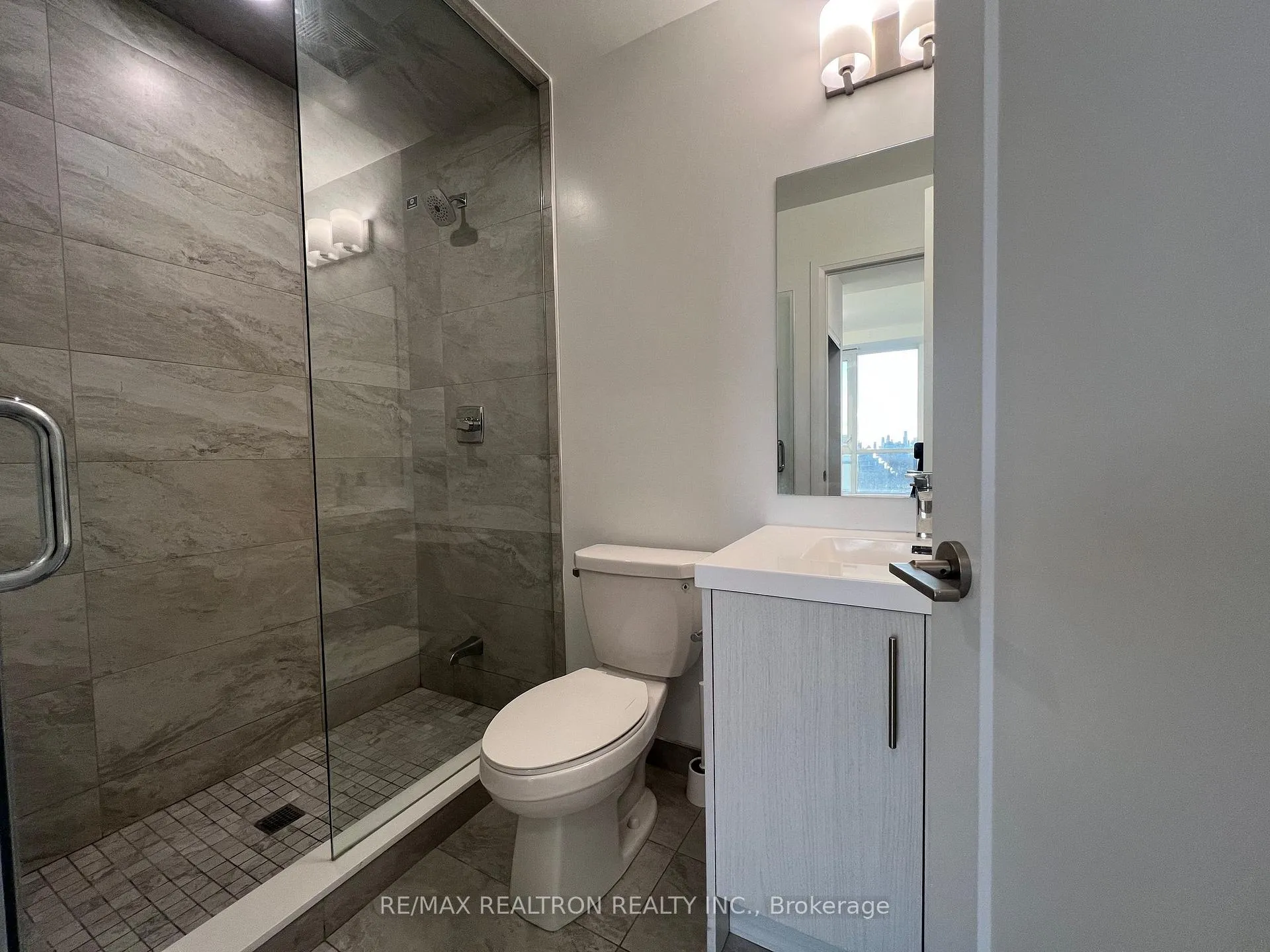 Photo 13 of Unit 817, 286 Main Street, Toronto, East End-Danforth — HOMEH