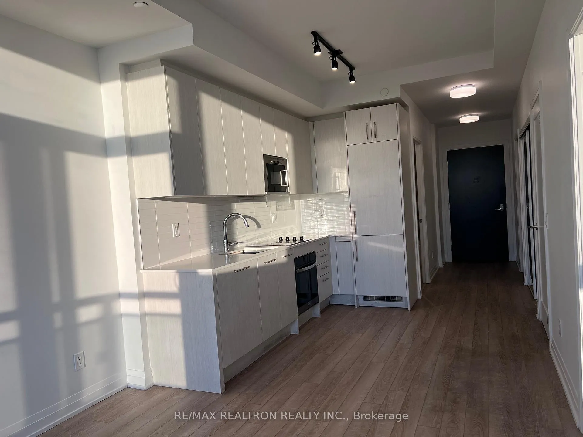 Photo 21 of Unit 817, 286 Main Street, Toronto, East End-Danforth — HOMEH