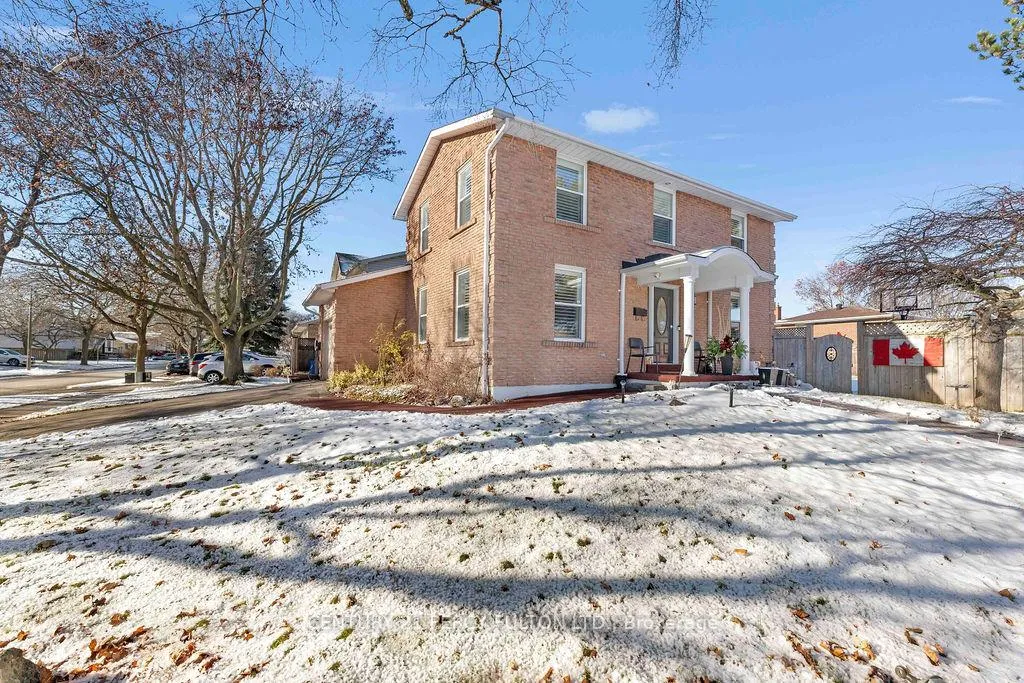 Photo 3 of 2 Guthrie Crescent, Whitby, Pringle Creek — HOMEH