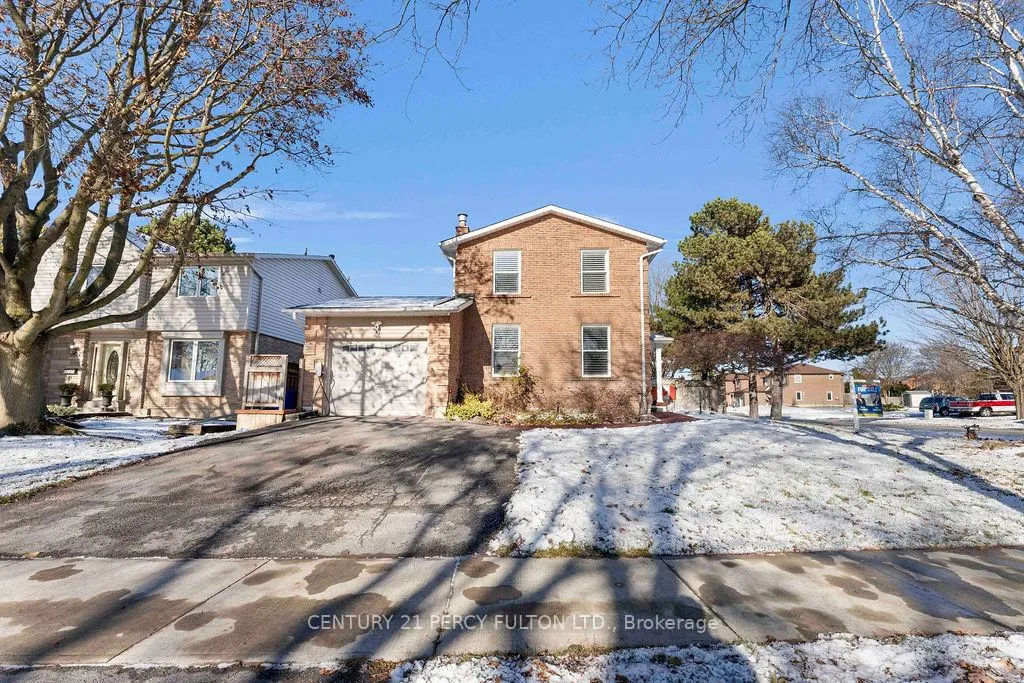 Photo 4 of 2 Guthrie Crescent, Whitby, Pringle Creek — HOMEH