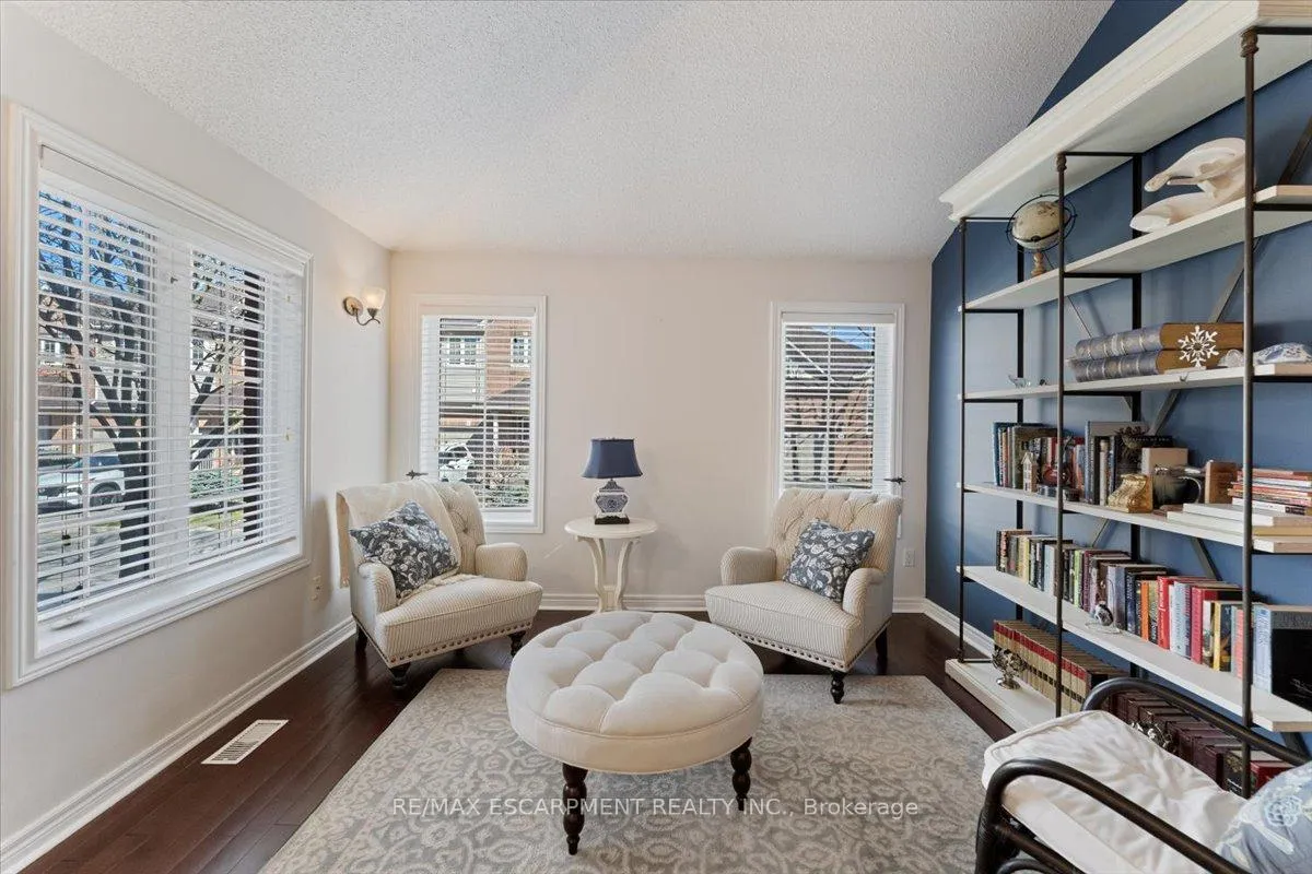 Photo 9 of Unit 6, 100 Beddoe Drive, Hamilton, Chedoke Park — HOMEH