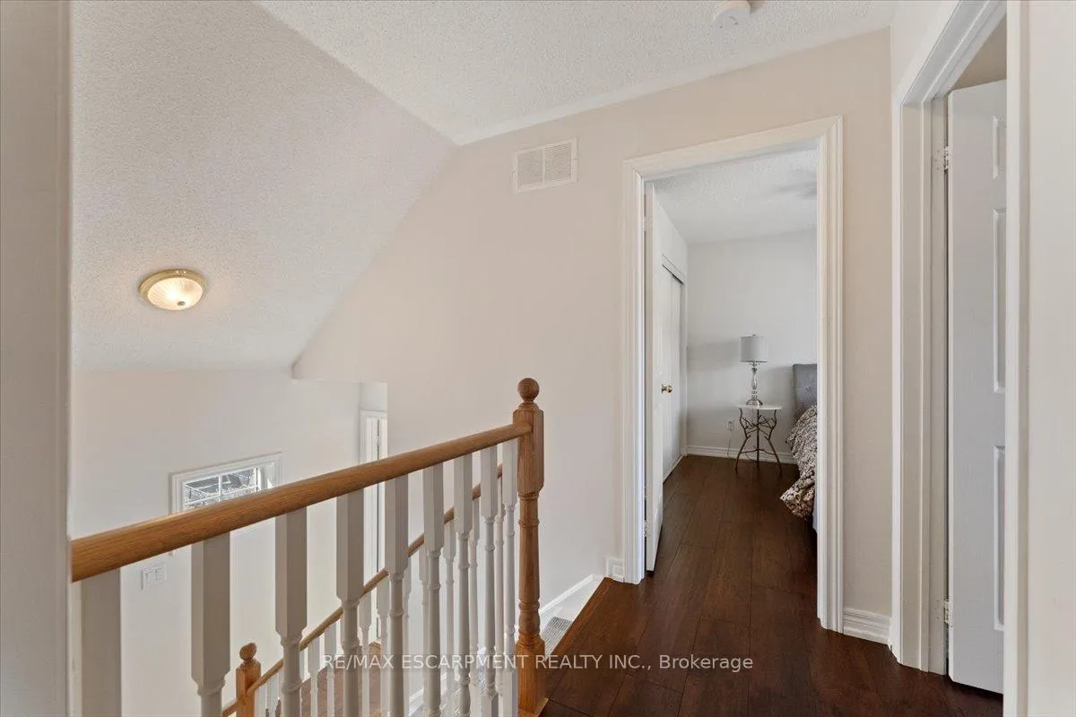 Photo 20 of Unit 6, 100 Beddoe Drive, Hamilton, Chedoke Park — HOMEH