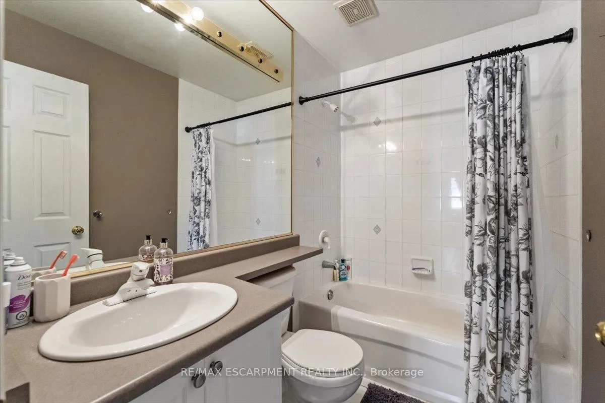 Photo 29 of Unit 6, 100 Beddoe Drive, Hamilton, Chedoke Park — HOMEH