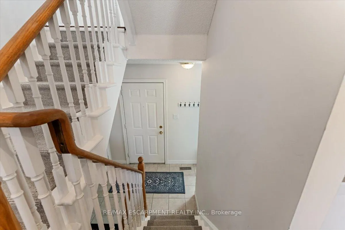 Photo 30 of Unit 6, 100 Beddoe Drive, Hamilton, Chedoke Park — HOMEH