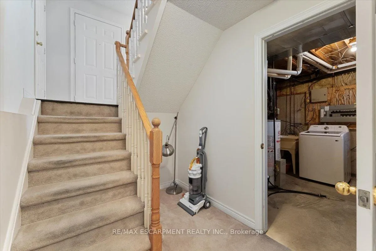 Photo 33 of Unit 6, 100 Beddoe Drive, Hamilton, Chedoke Park — HOMEH