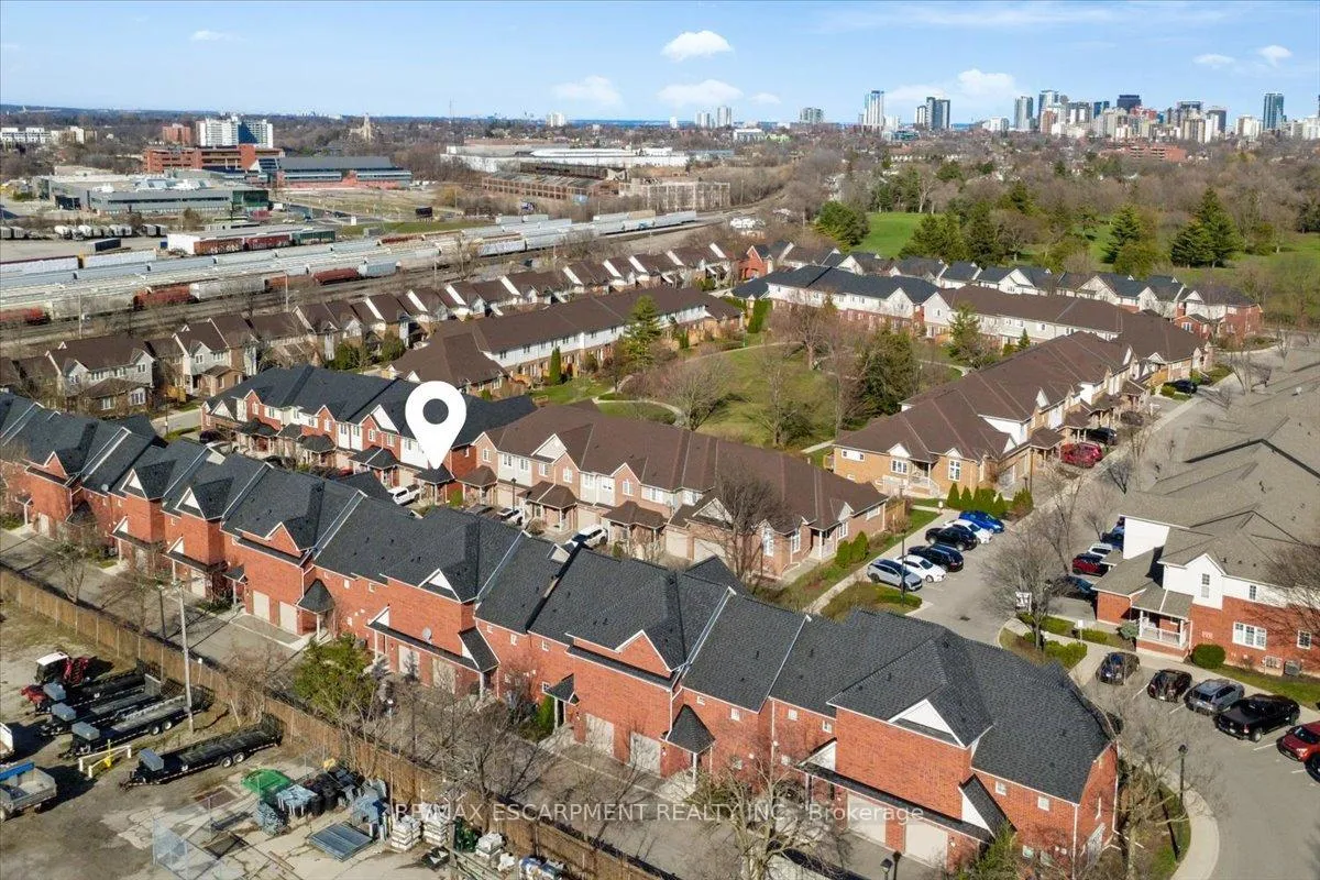 Photo 49 of Unit 6, 100 Beddoe Drive, Hamilton, Chedoke Park — HOMEH