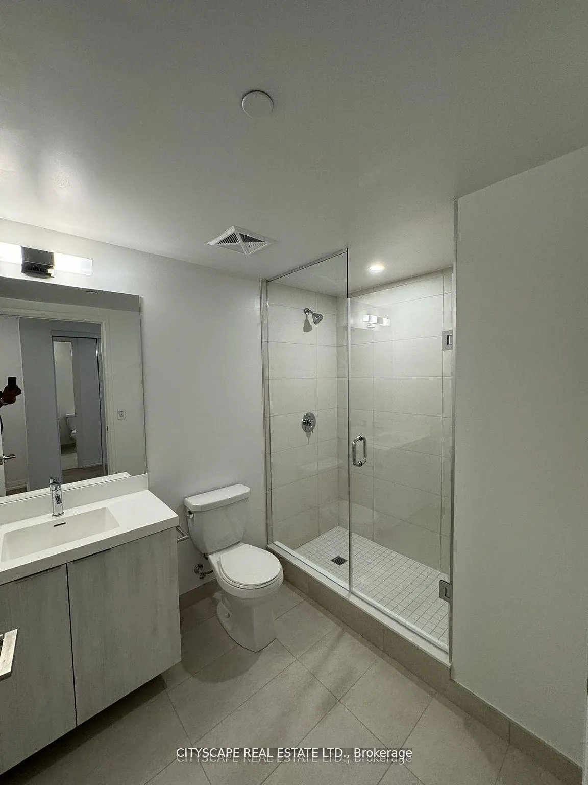 Photo 6 of Unit 2009, 8 Widmer Street, Toronto, Waterfront Communities — HOMEH
