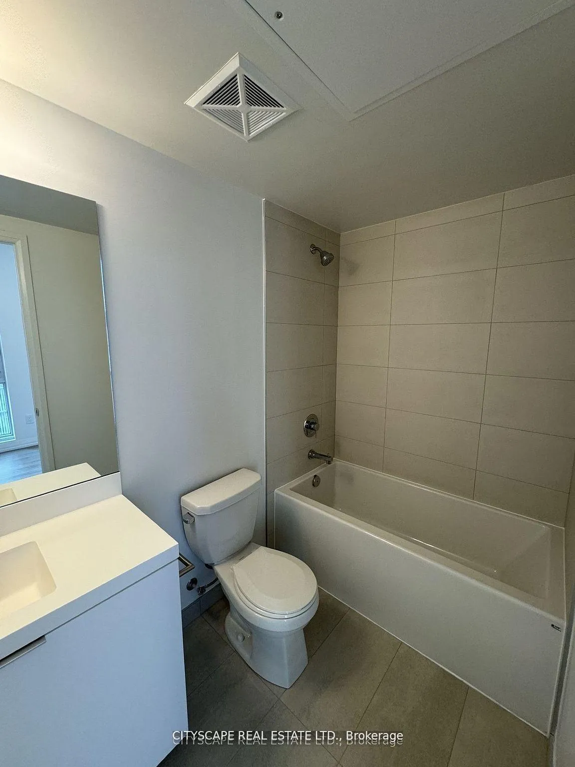 Photo 7 of Unit 2009, 8 Widmer Street, Toronto, Waterfront Communities — HOMEH