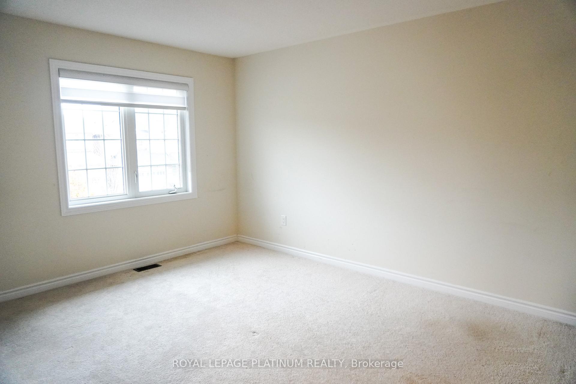 Photo 26 of 139 Newhouse Boulevard, Caledon, Rural Caledon — HOMEH