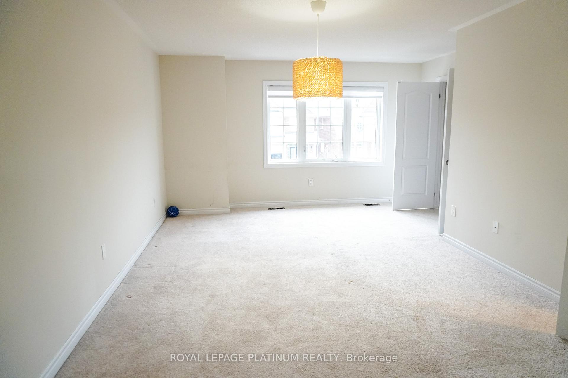 Photo 32 of 139 Newhouse Boulevard, Caledon, Rural Caledon — HOMEH