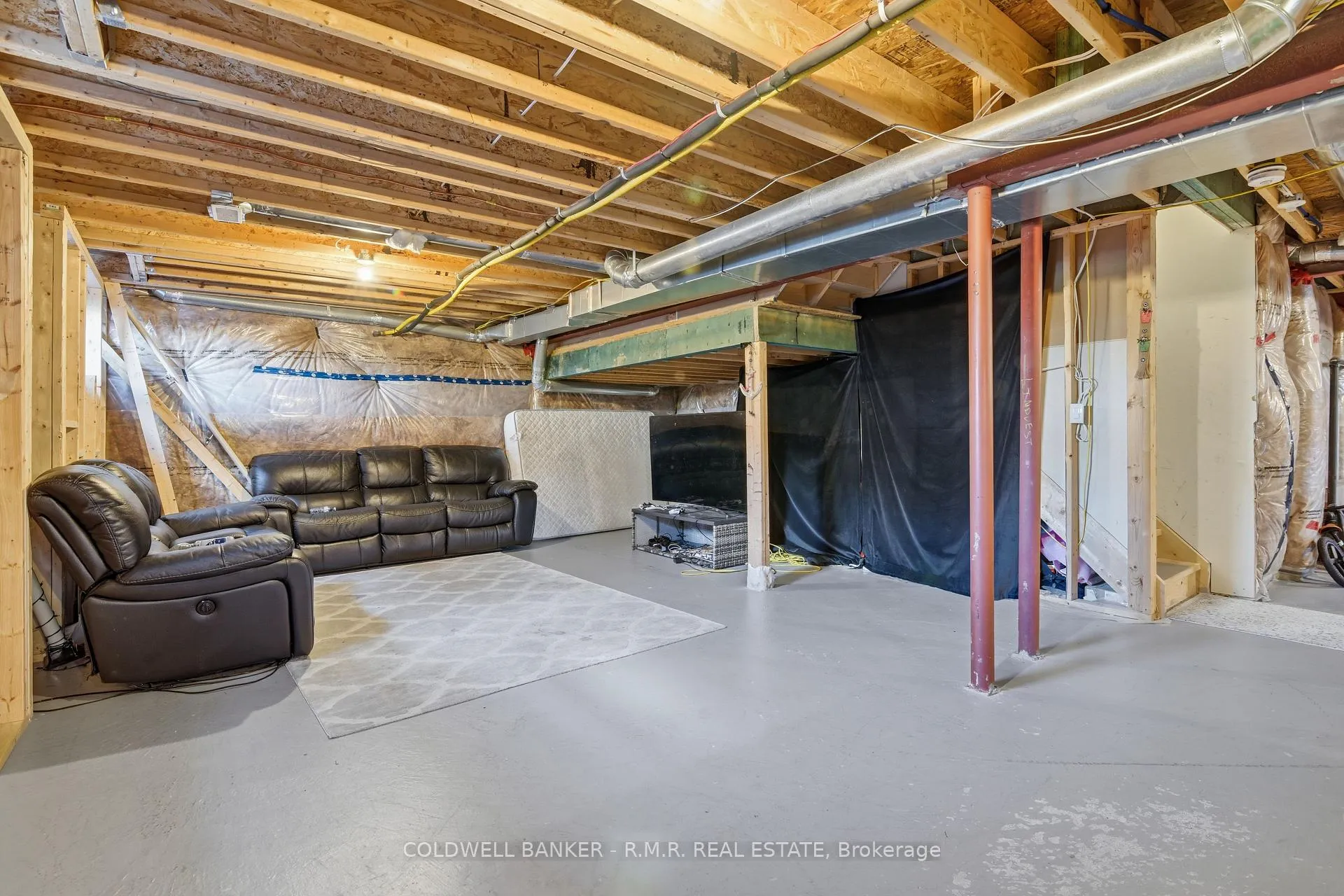 Photo 35 of 27 Barchard Street, Clarington, Newcastle — HOMEH