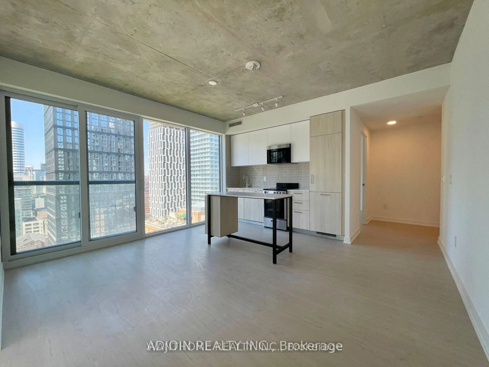 Front of Unit 2204, 65 Mutual Street