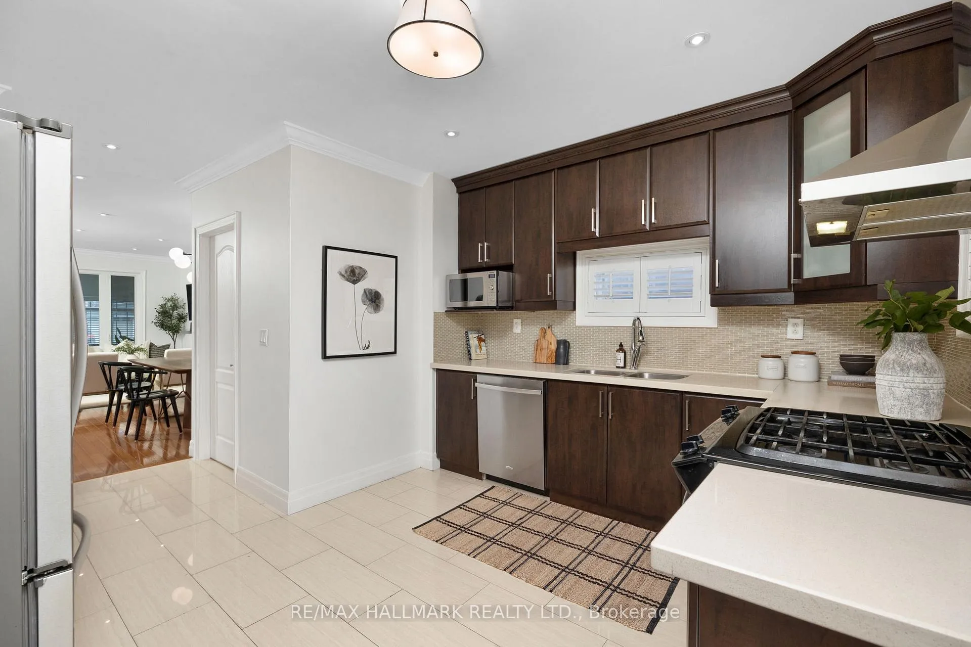 Photo 9 of 43 Baltic Avenue, Toronto, East York — HOMEH
