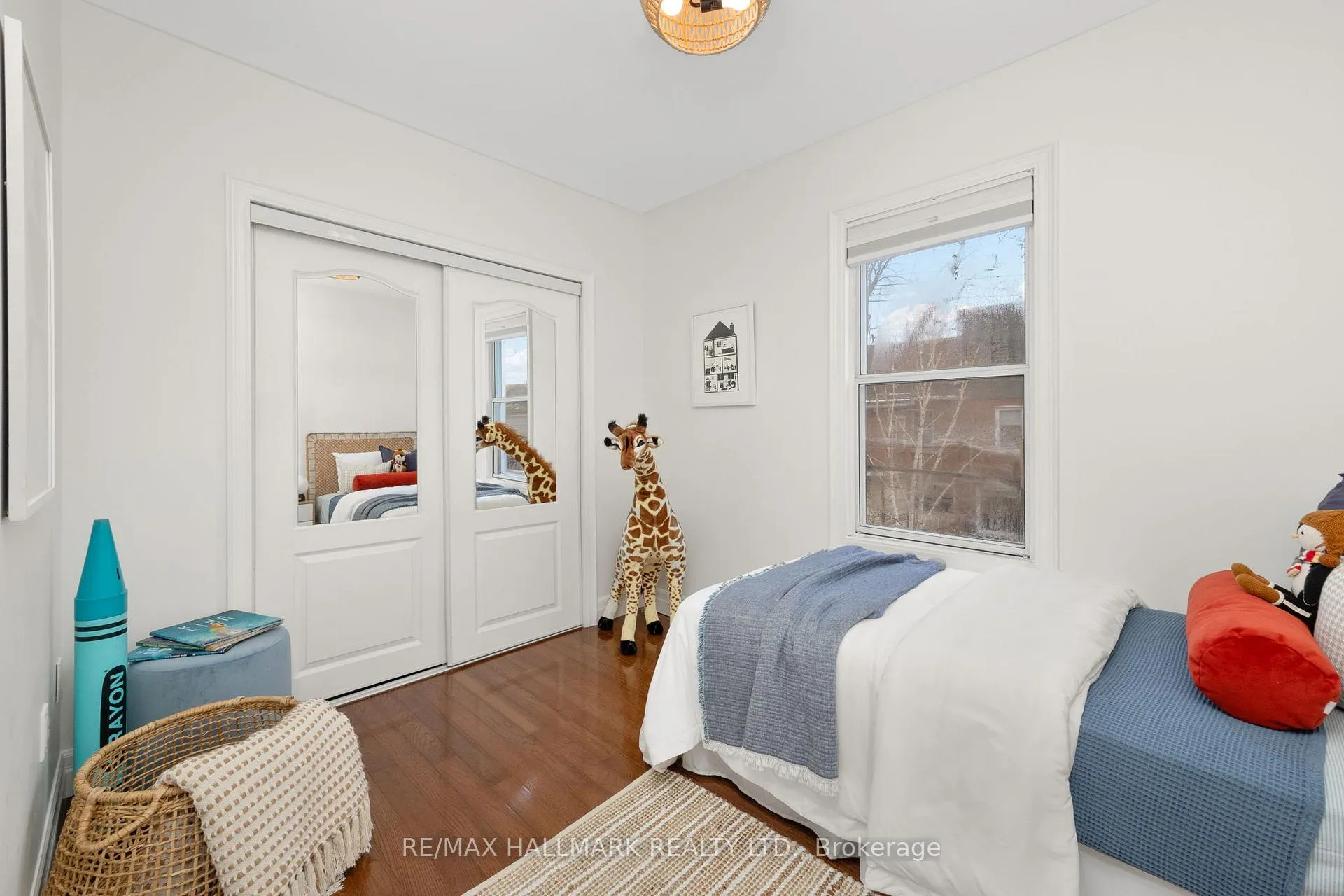 Photo 19 of 43 Baltic Avenue, Toronto, East York — HOMEH
