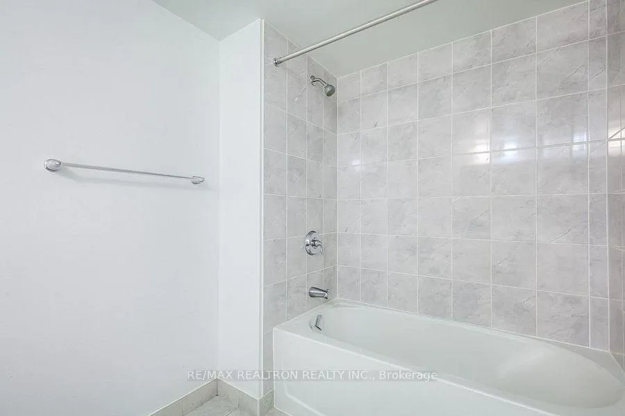 Photo 20 of Unit 709, 1255 Bayly Street, Pickering, Bay Ridges — HOMEH