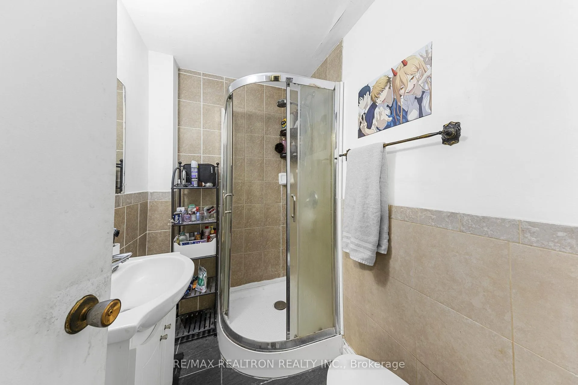 Photo 24 of 101 Guelph Street, Oshawa, Donevan — HOMEH
