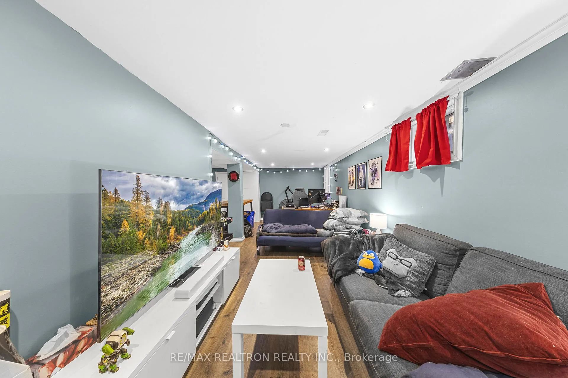 Photo 25 of 101 Guelph Street, Oshawa, Donevan — HOMEH