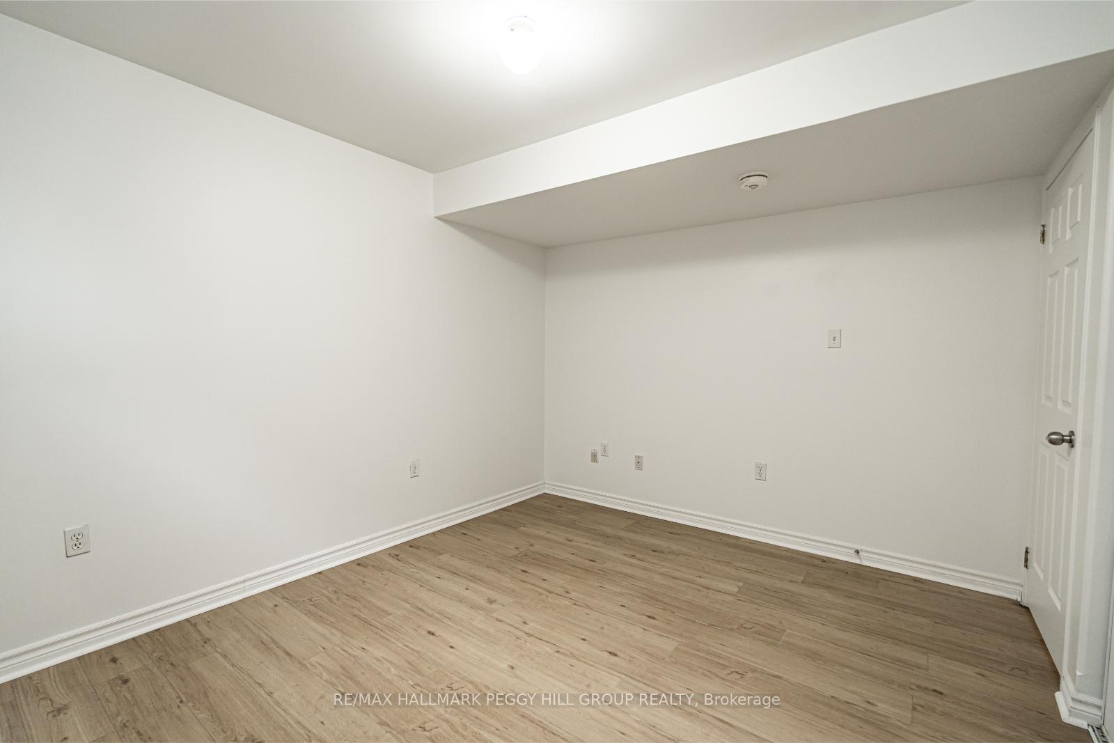 Photo 7 of Unit Lower, 49 Forest Dale Drive, Barrie, Little Lake — HOMEH