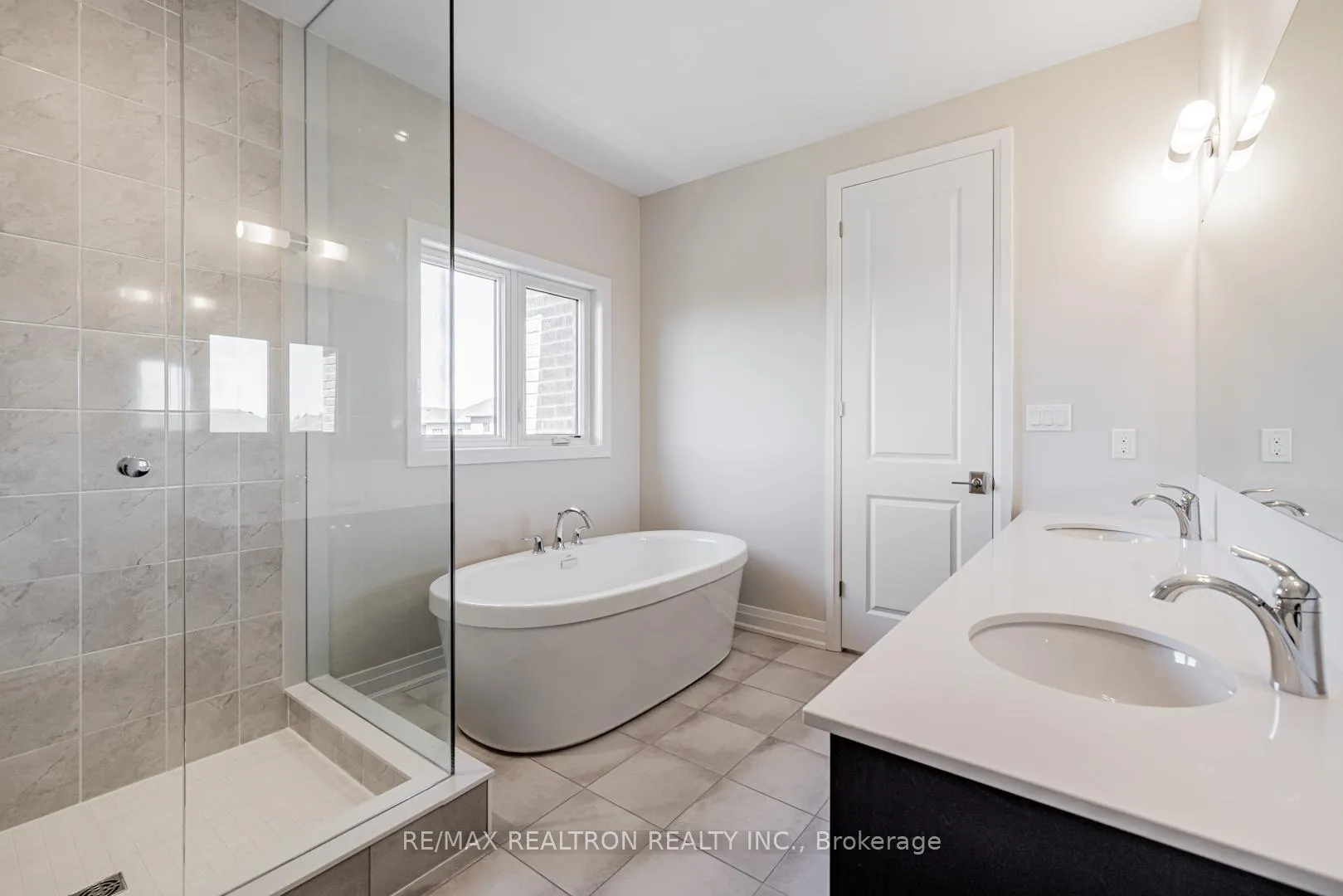 Photo 7 of 113 Calypso Avenue, Springwater, Midhurst — HOMEH
