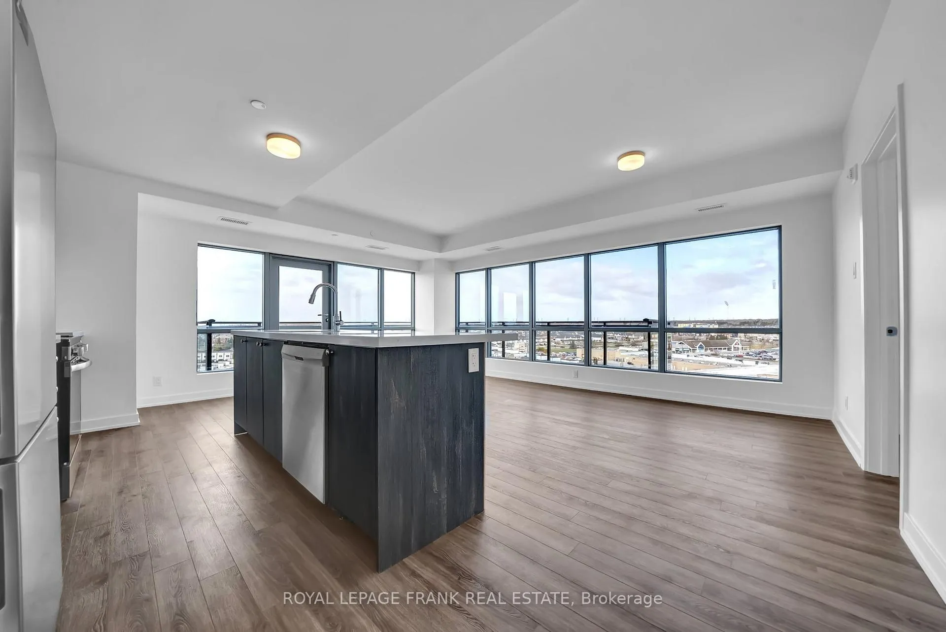 Photo 7 of Unit 1109, 55 Clarington Boulevard, Clarington, Bowmanville — HOMEH