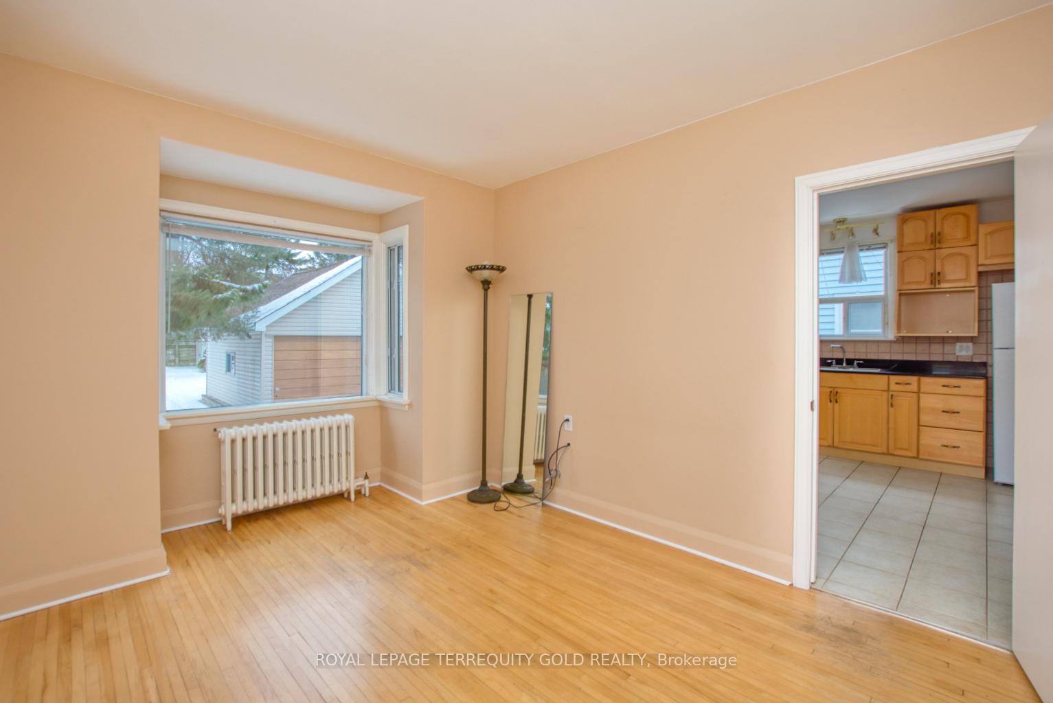 Photo 20 of 23 Mill Street, Brampton, Downtown Brampton — HOMEH