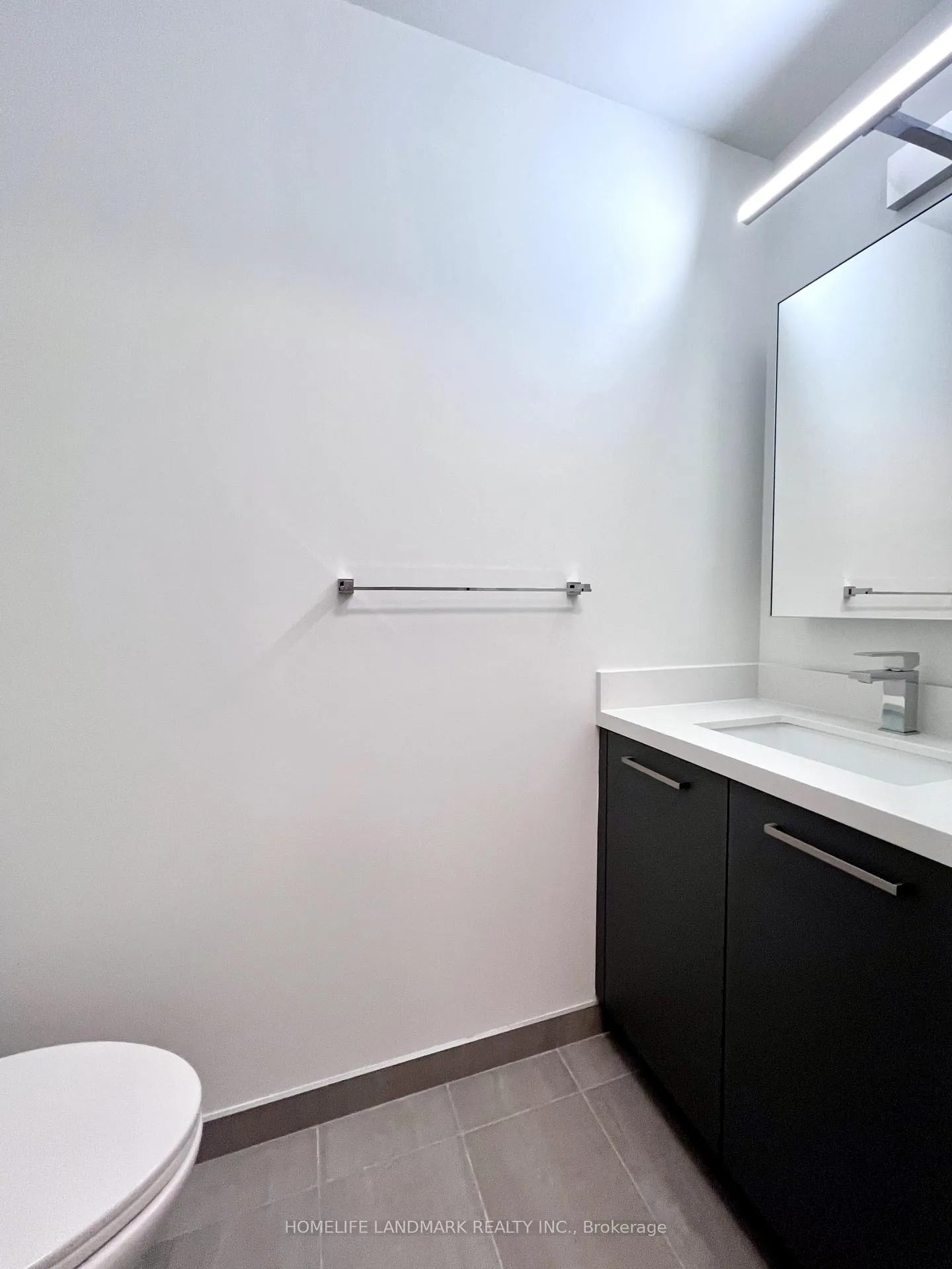 Photo 5 of Unit 608, 38 Gandhi Lane, Markham, Commerce Valley — HOMEH