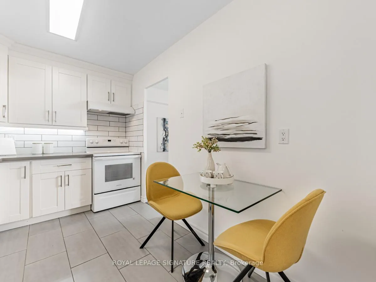 Photo 9 of Unit 1507, 60 Pavane Linkway, Toronto, Flemingdon Park — HOMEH