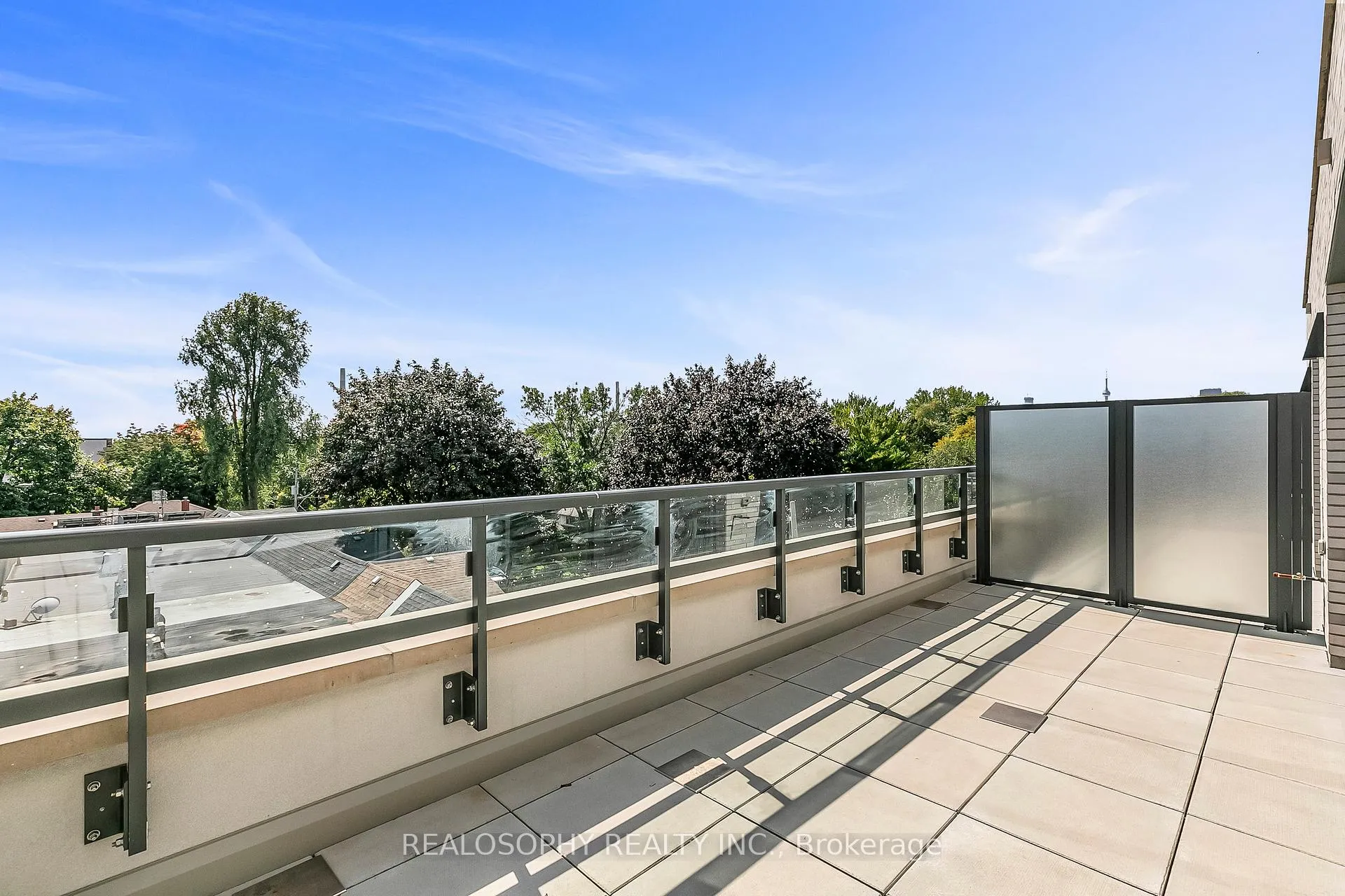 Photo 13 of Unit 401, 115 Larchmount Avenue, Toronto, South Riverdale — HOMEH